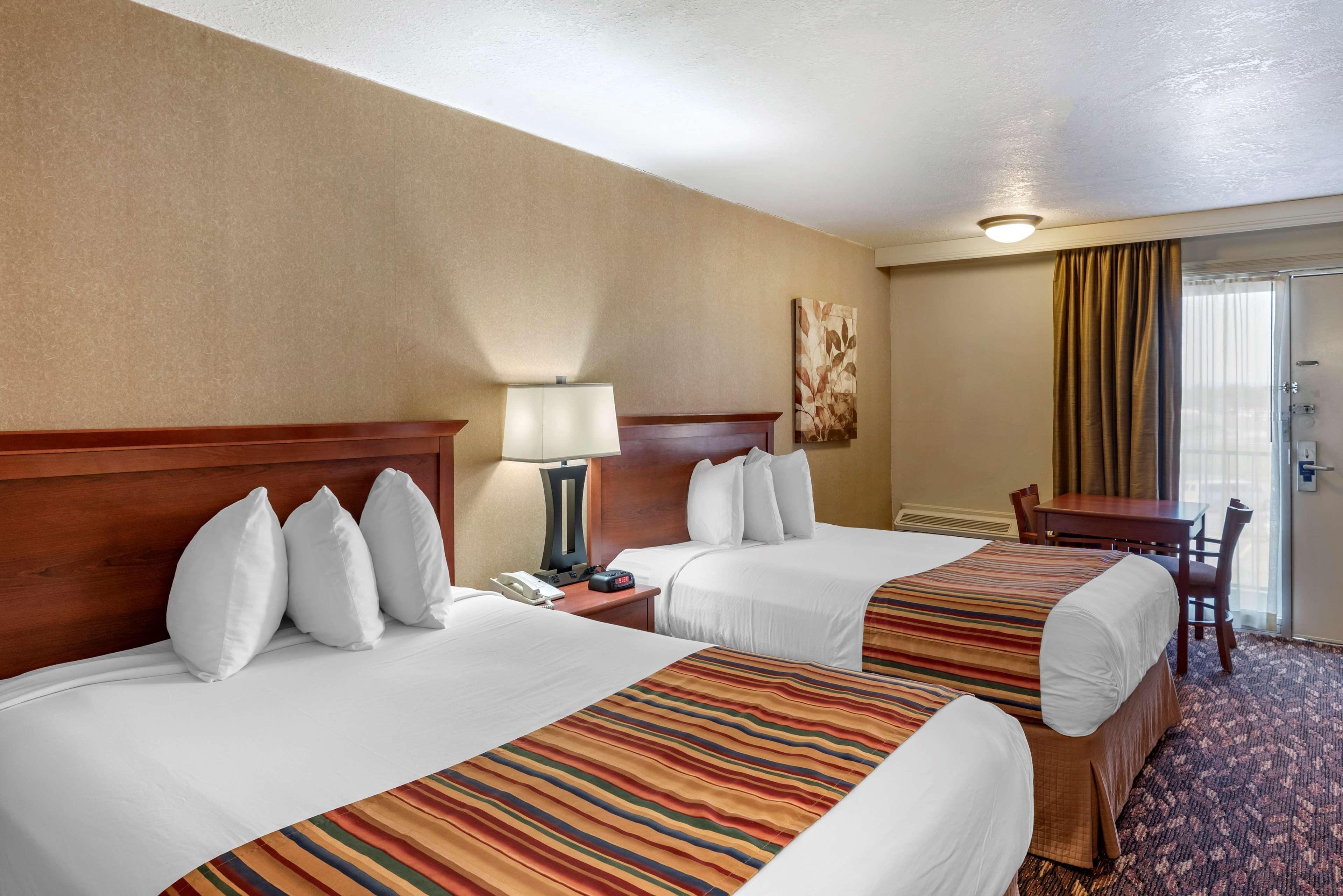 Best Western Sherwood Inn Clarksville Dış mekan fotoğraf