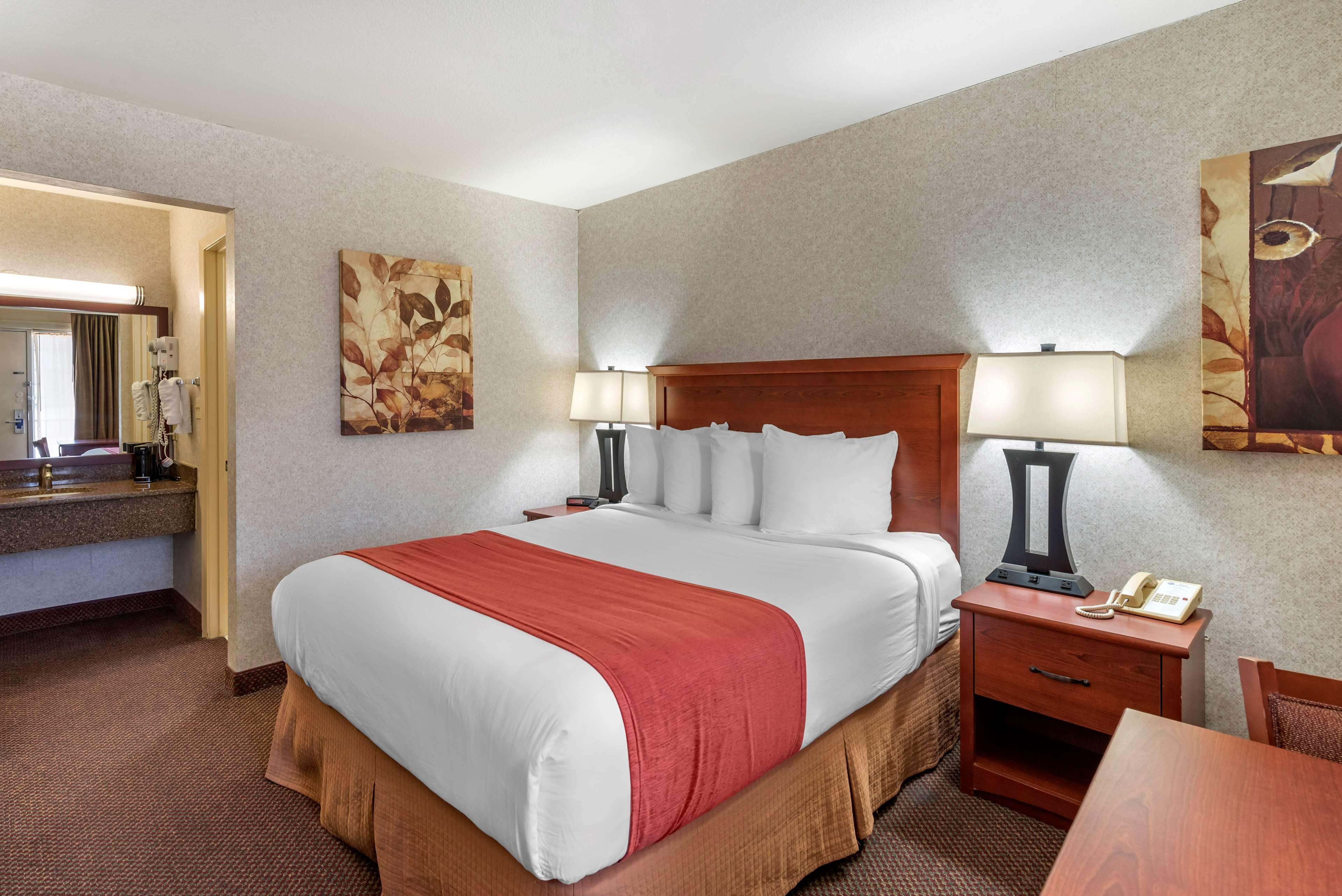 Best Western Sherwood Inn Clarksville Dış mekan fotoğraf