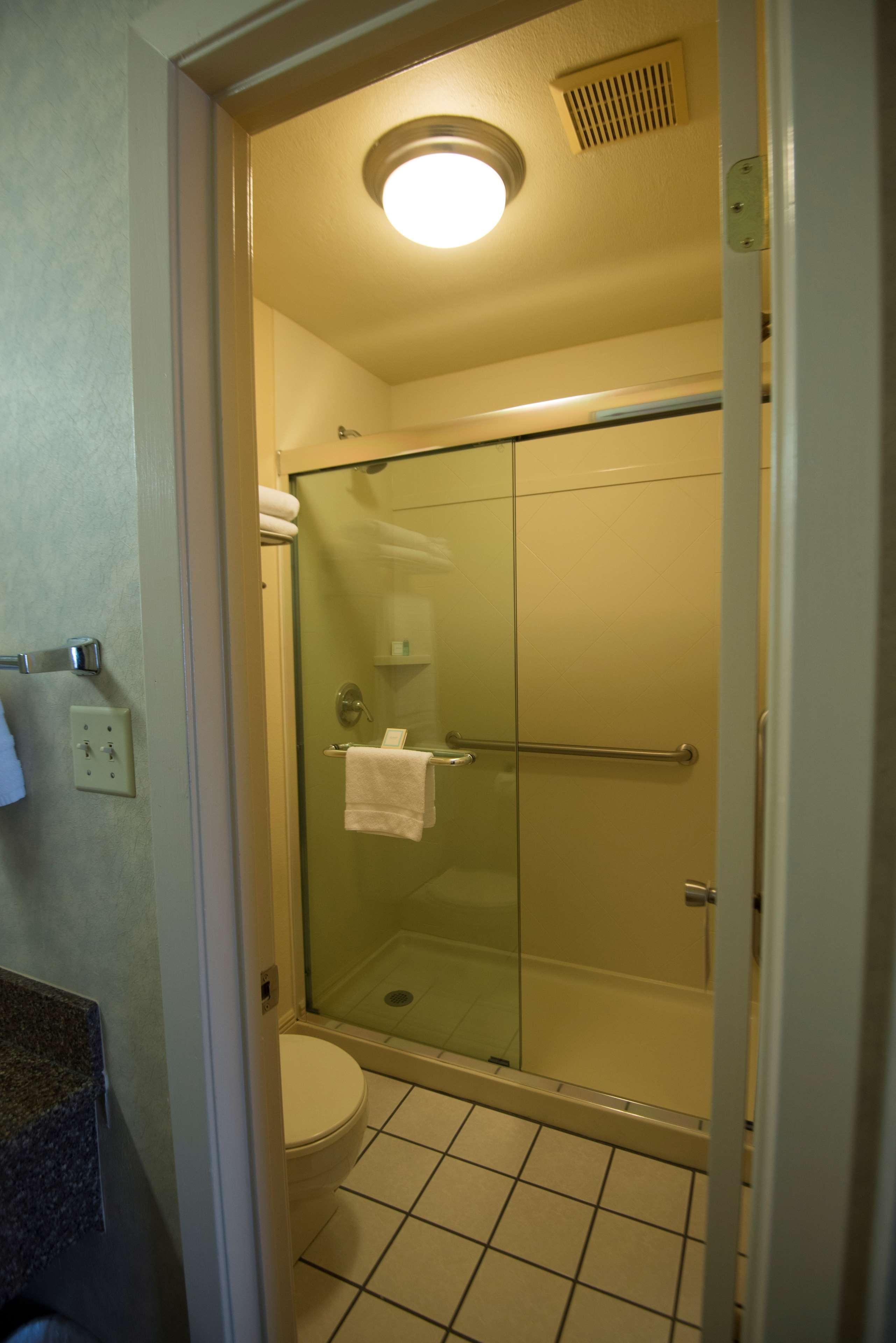 Best Western Sherwood Inn Clarksville Dış mekan fotoğraf