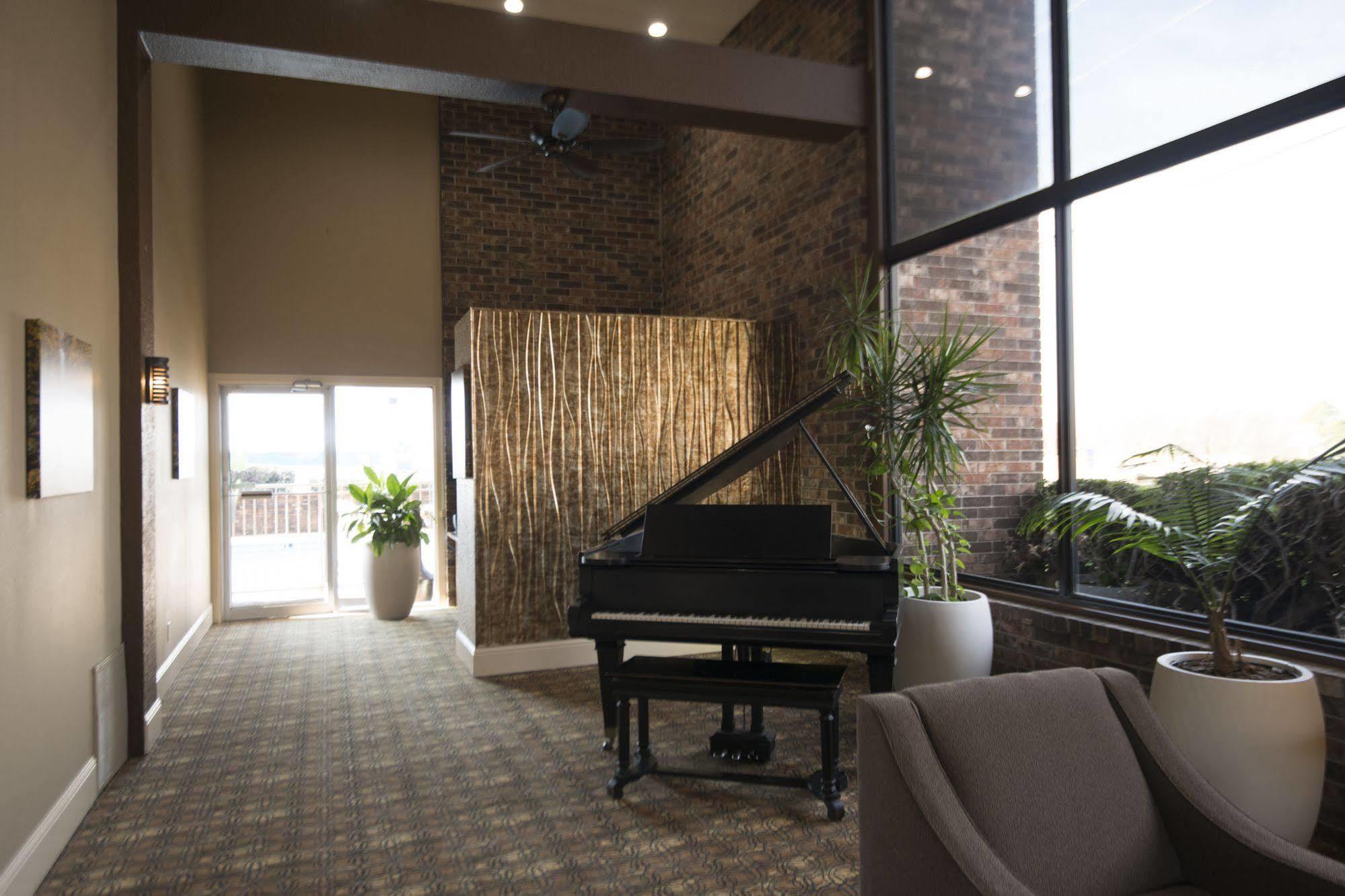 Best Western Sherwood Inn Clarksville Dış mekan fotoğraf