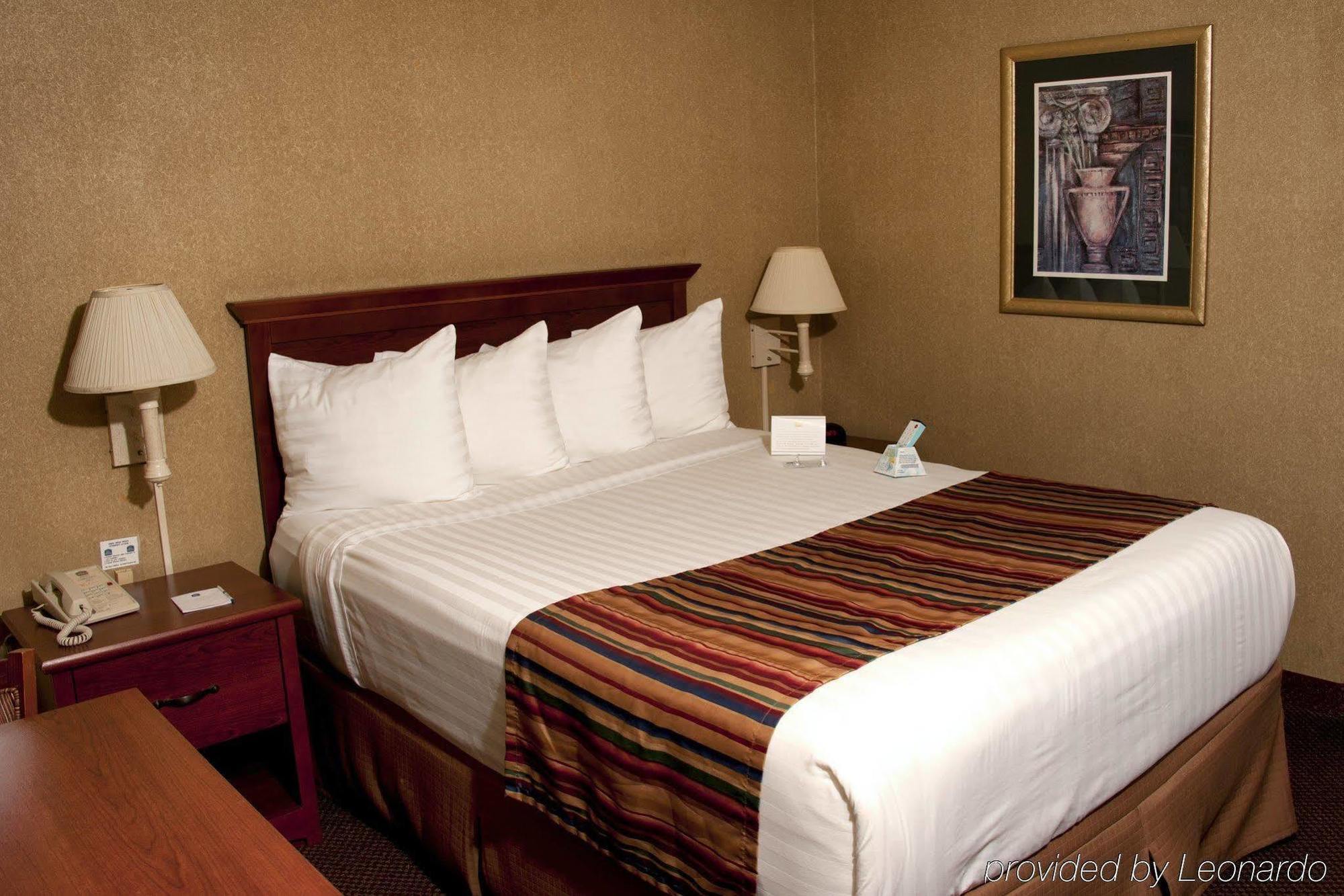 Best Western Sherwood Inn Clarksville Oda fotoğraf